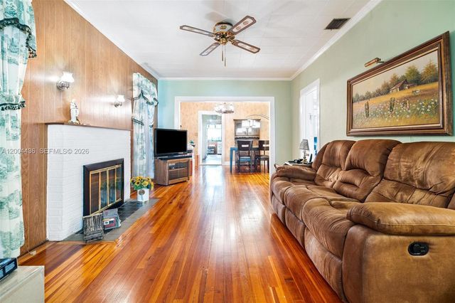 57 N Melrose Dr, Miami Springs, FL 33166