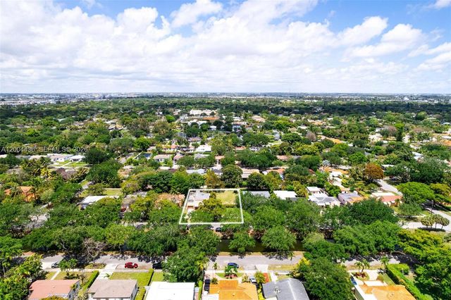 57 N Melrose Dr, Miami Springs, FL 33166