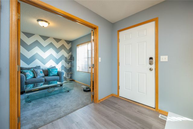 3406 E 49th Street, Des Moines, IA 50317