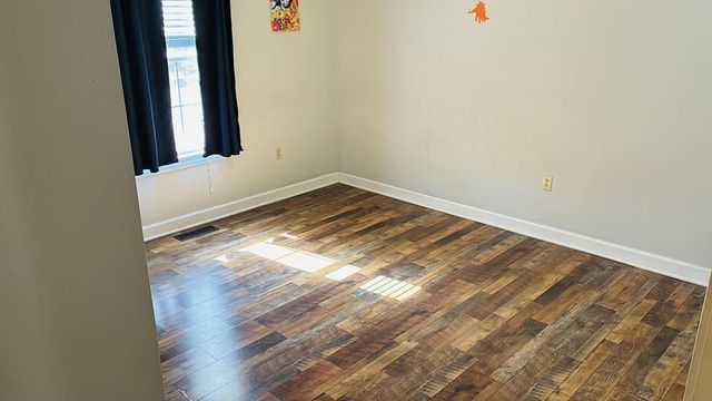 50 DEER BROOKE DR, Scotts Hill, TN 38374