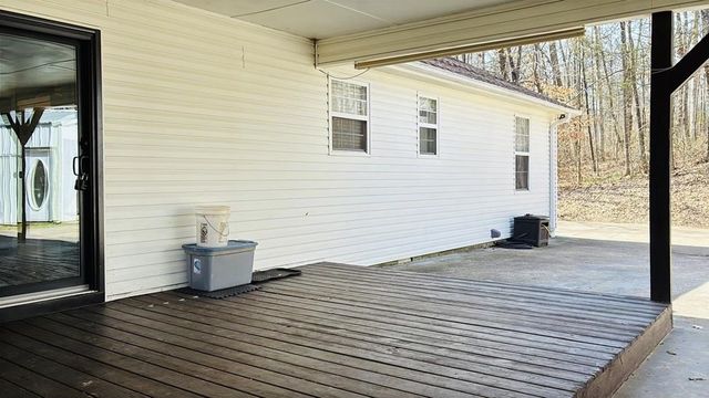 50 DEER BROOKE DR, Scotts Hill, TN 38374