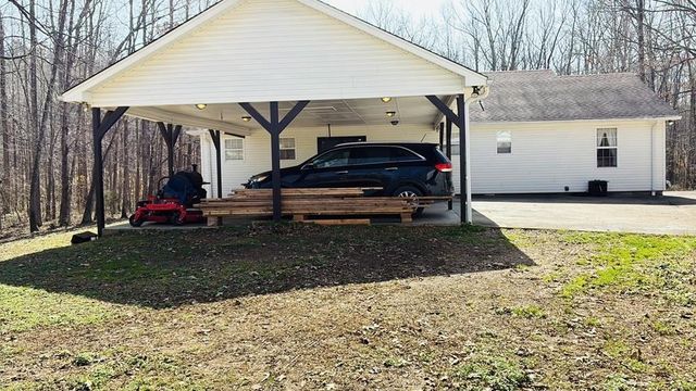 50 DEER BROOKE DR, Scotts Hill, TN 38374