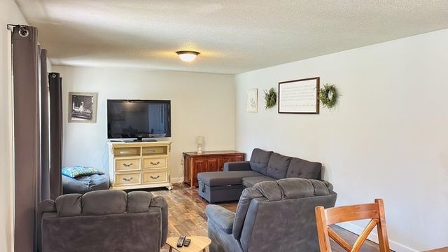 50 DEER BROOKE DR, Scotts Hill, TN 38374