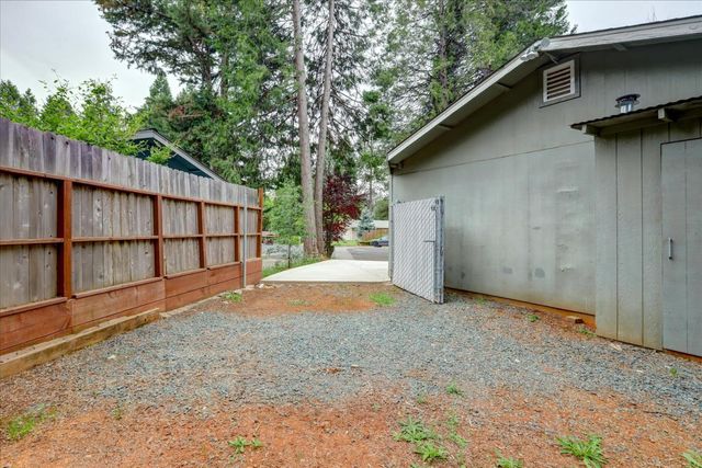 119 King Ct, Grass Valley, CA 95945