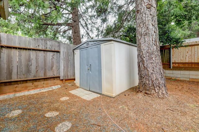 119 King Ct, Grass Valley, CA 95945