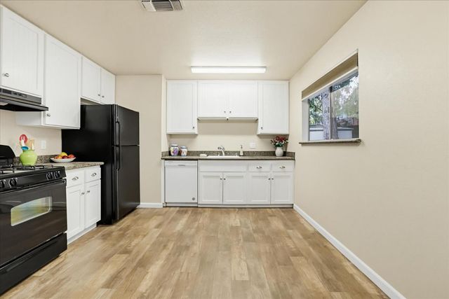 119 King Ct, Grass Valley, CA 95945