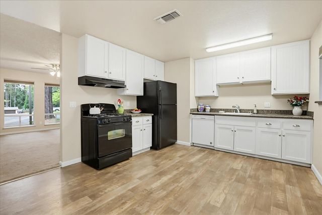 119 King Ct, Grass Valley, CA 95945