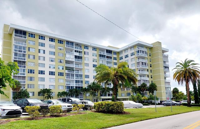 4400 Hillcrest Dr 1005a 1005A, Hollywood, FL 33021