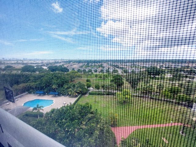 4400 Hillcrest Dr 1005a 1005A, Hollywood, FL 33021