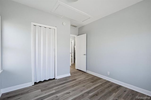 27320 Hampden Street, Madison Heights, MI 48071