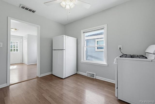 27320 Hampden Street, Madison Heights, MI 48071