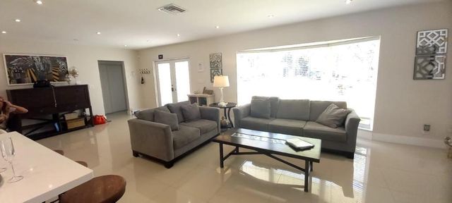 1321 MADISON Street, Hollywood, FL 33019