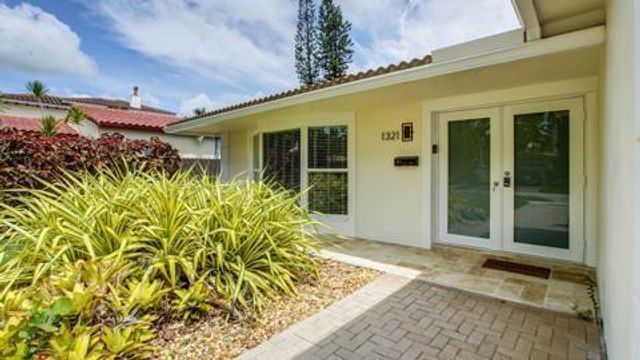 1321 MADISON Street, Hollywood, FL 33019