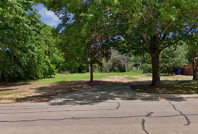 6868 Pecan Street, Frisco, TX 75034