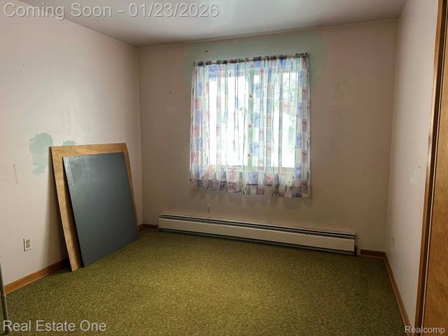 19580 Glenn Street, Roseville, MI 48066