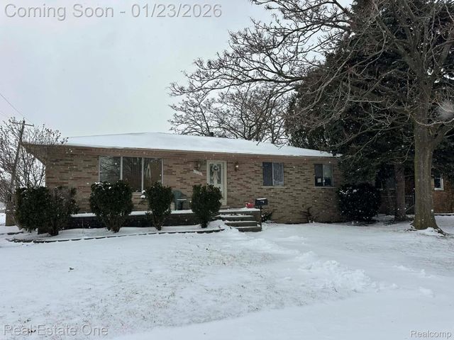 19580 Glenn Street, Roseville, MI 48066