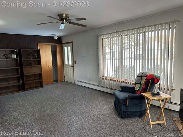 19580 Glenn Street, Roseville, MI 48066