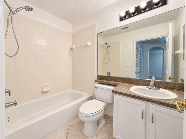 13439 FAIRWAY GLEN DR 103, Orlando, FL 32824