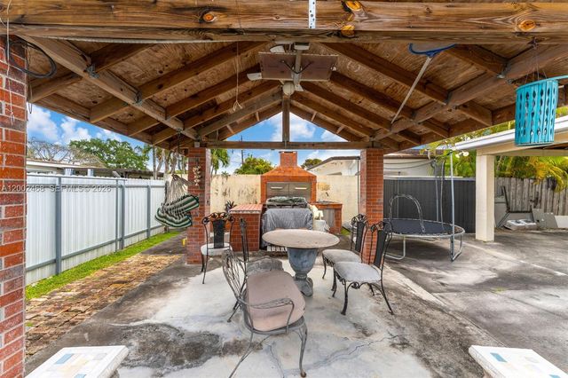 12009 SW 39th Ter, Miami, FL 33175