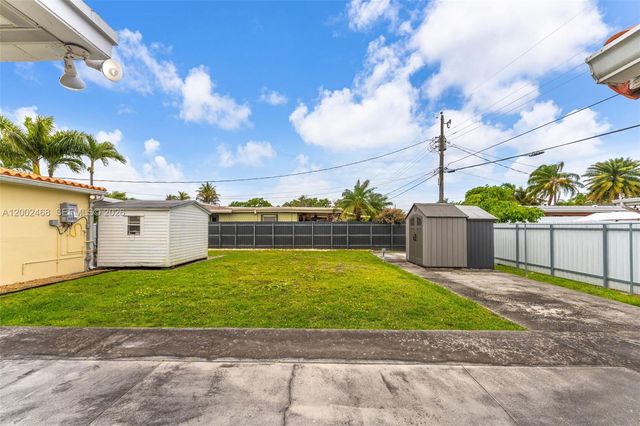 12009 SW 39th Ter, Miami, FL 33175