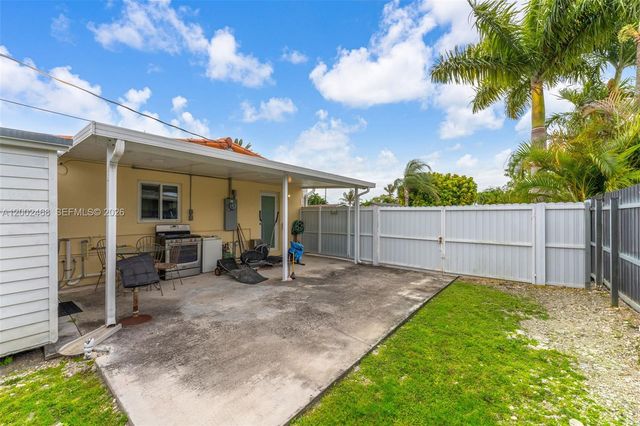 12009 SW 39th Ter, Miami, FL 33175
