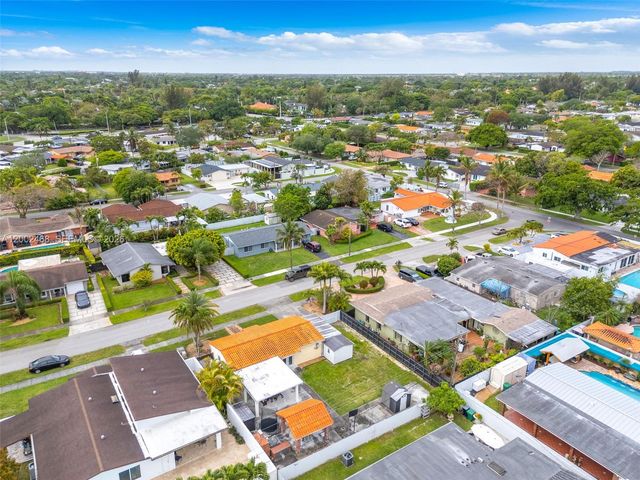 12009 SW 39th Ter, Miami, FL 33175
