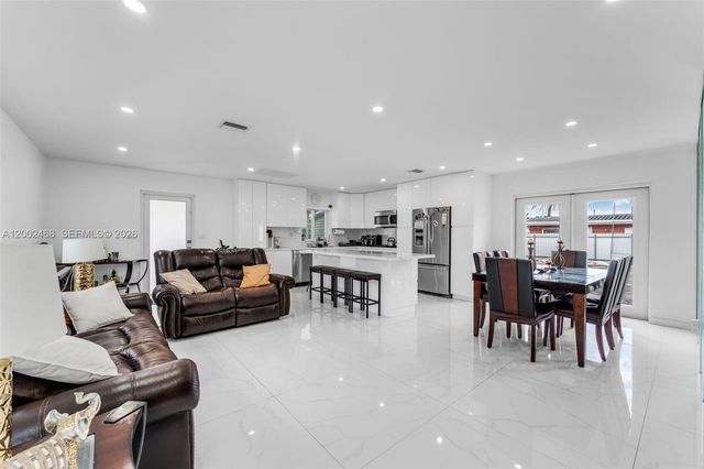 12009 SW 39th Ter, Miami, FL 33175