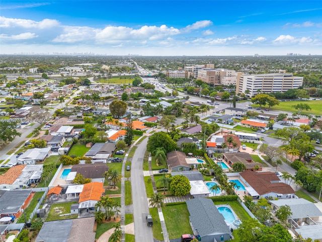 12009 SW 39th Ter, Miami, FL 33175