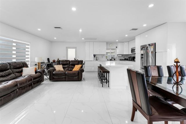 12009 SW 39th Ter, Miami, FL 33175