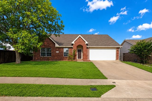 1201 Cumberland Court, Forney, TX 75126