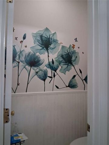 915 Charleston Court, Gainesville, GA 30501