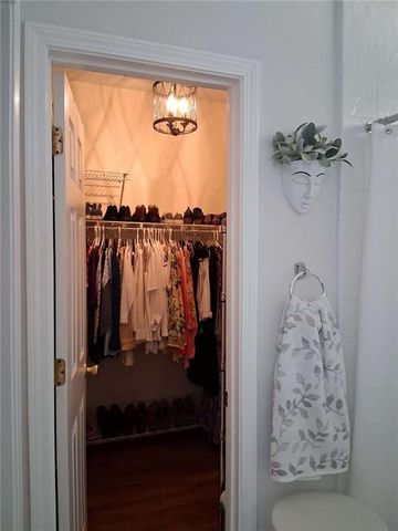 915 Charleston Court, Gainesville, GA 30501