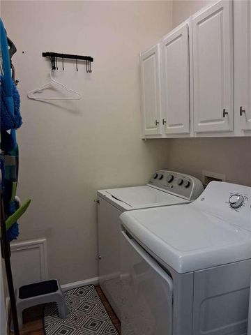 915 Charleston Court, Gainesville, GA 30501