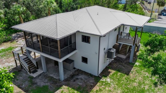105 SHORE ROAD, Nokomis, FL 34275