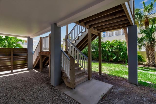 105 SHORE ROAD, Nokomis, FL 34275