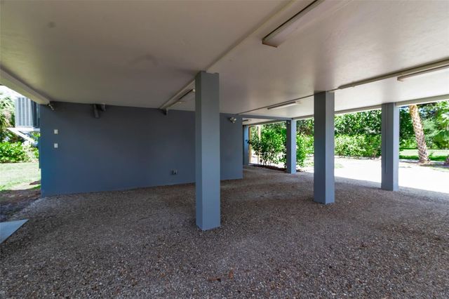 105 SHORE ROAD, Nokomis, FL 34275