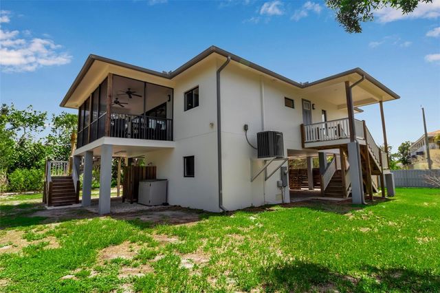 105 SHORE ROAD, Nokomis, FL 34275