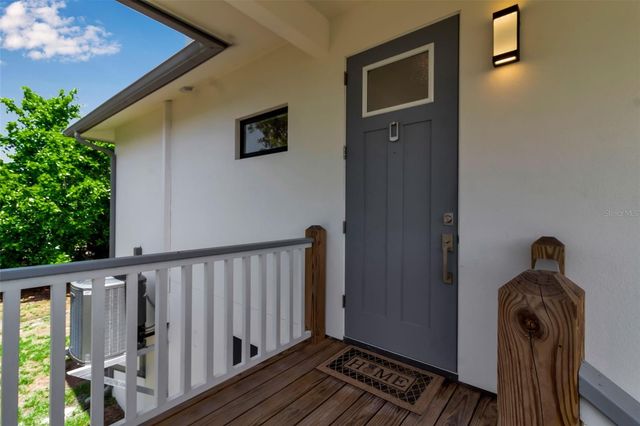 105 SHORE ROAD, Nokomis, FL 34275