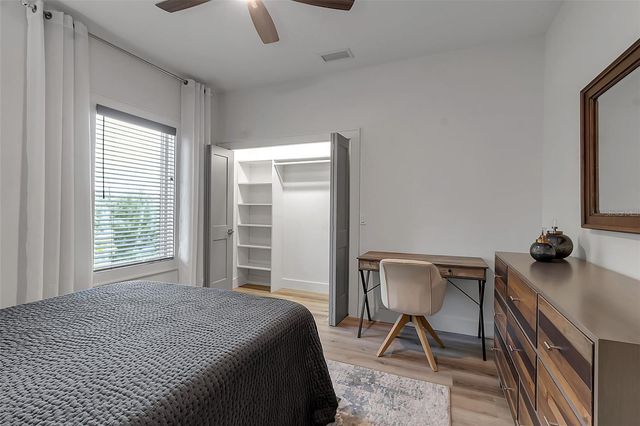 105 SHORE ROAD, Nokomis, FL 34275