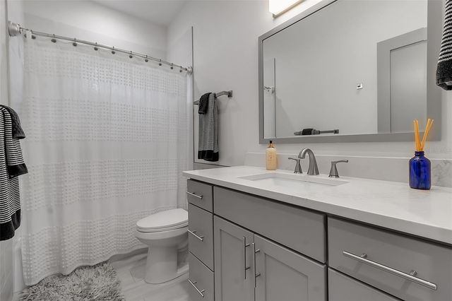 105 SHORE ROAD, Nokomis, FL 34275