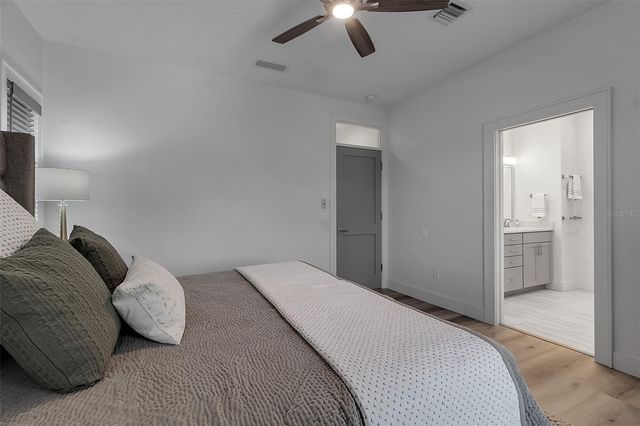 105 SHORE ROAD, Nokomis, FL 34275