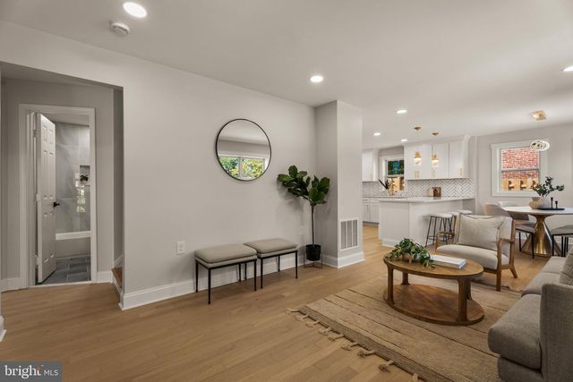 417 BOYD AVE, Takoma Park, MD 20912