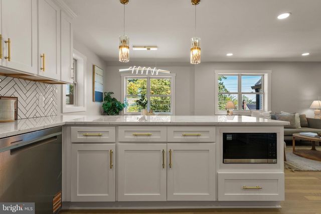 417 BOYD AVE, Takoma Park, MD 20912