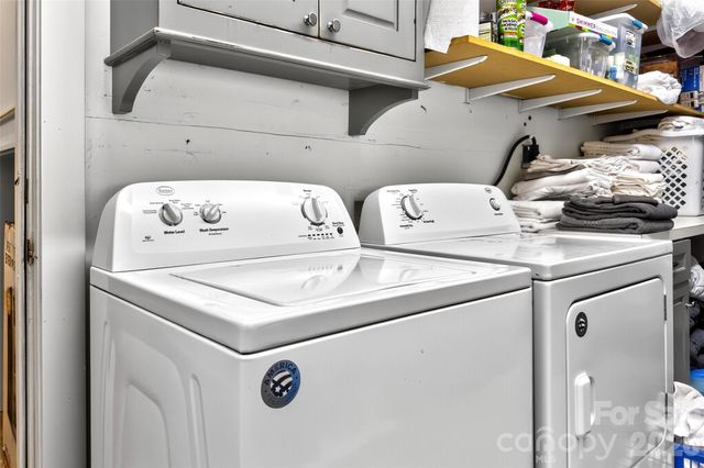 626 Old Lytle Cove Road, Swannanoa, NC 28778