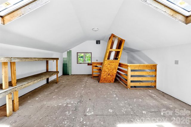 626 Old Lytle Cove Road, Swannanoa, NC 28778