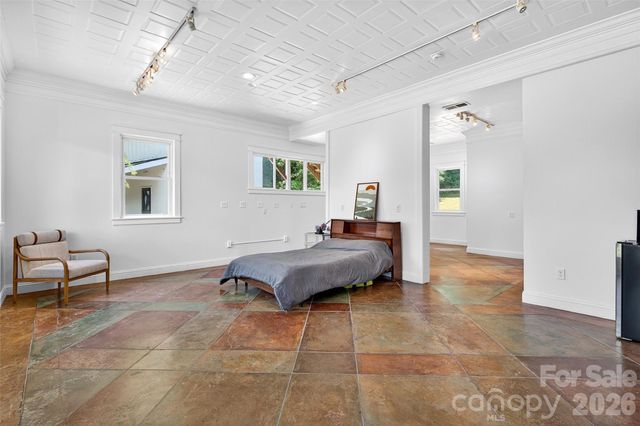 626 Old Lytle Cove Road, Swannanoa, NC 28778