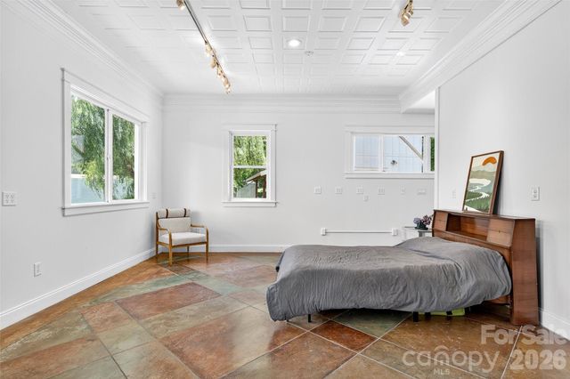 626 Old Lytle Cove Road, Swannanoa, NC 28778