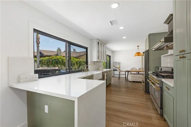 3550 Goldenrod Circle, Seal Beach, CA 90740