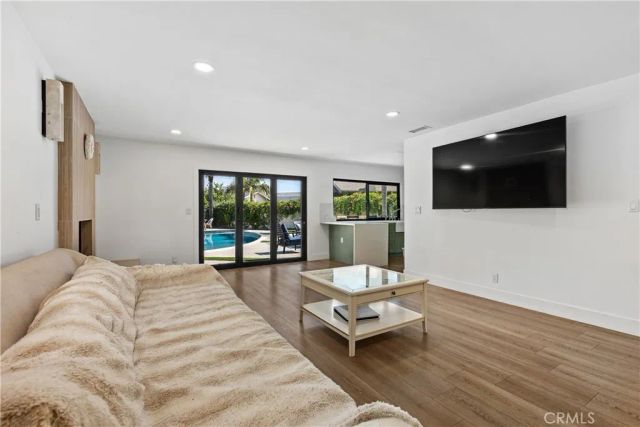 3550 Goldenrod Circle, Seal Beach, CA 90740