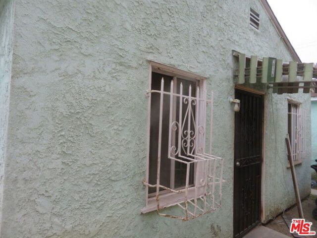 10116 S Vermont Avenue, Los Angeles, CA 90044